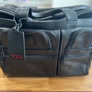 Tumi Leather Briefcase/Laptop Bag (Expandable)